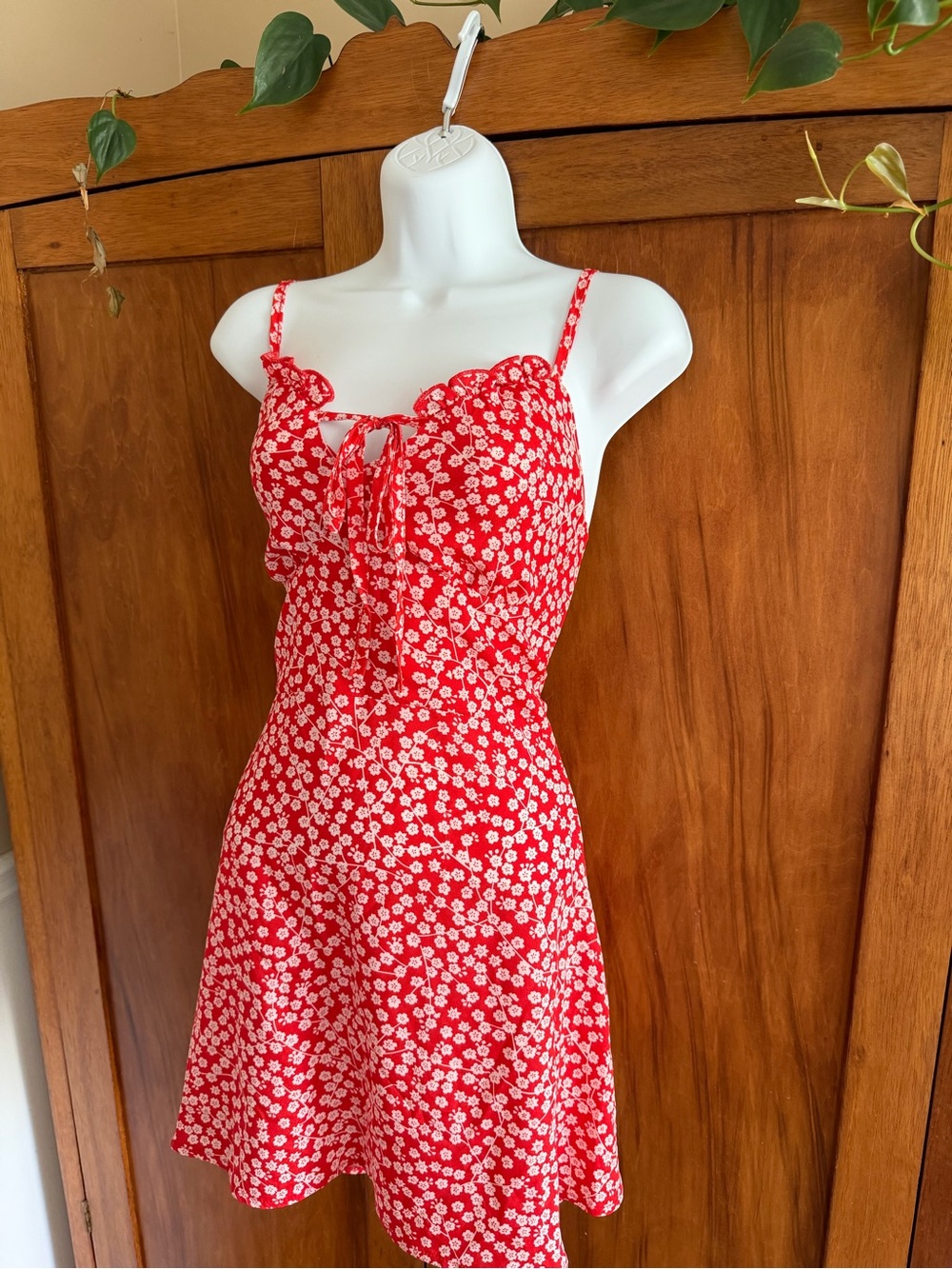 SHEIN Red Floral Tie-Front Spaghetti Strap Mini Dress